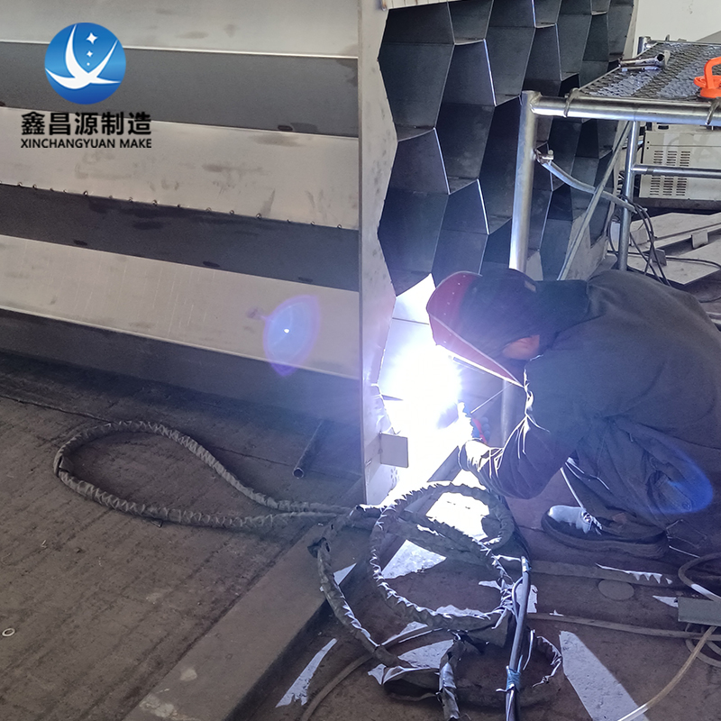  鑫昌源生產(chǎn)濕電除塵陽極管的優(yōu)勢有哪些？